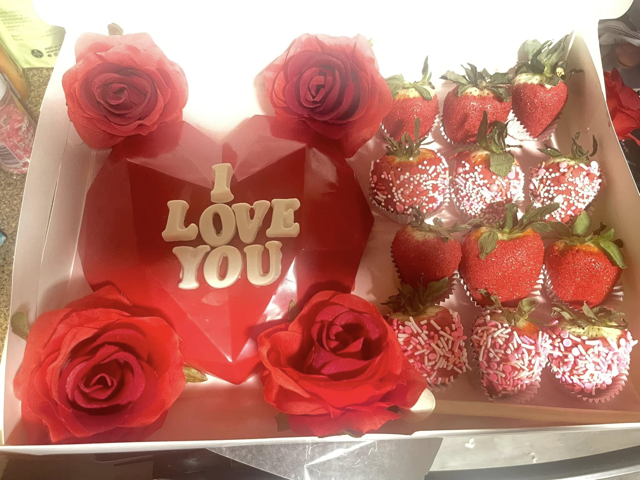 I Love You Breakable Heart Berry Boxe